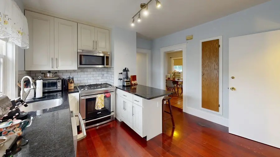 75 Bowen Ave, Medford, MA 02155 - #3