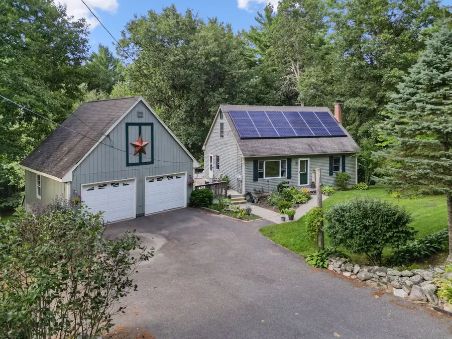 48 Orchard St, Belchertown, MA 01007 - #2