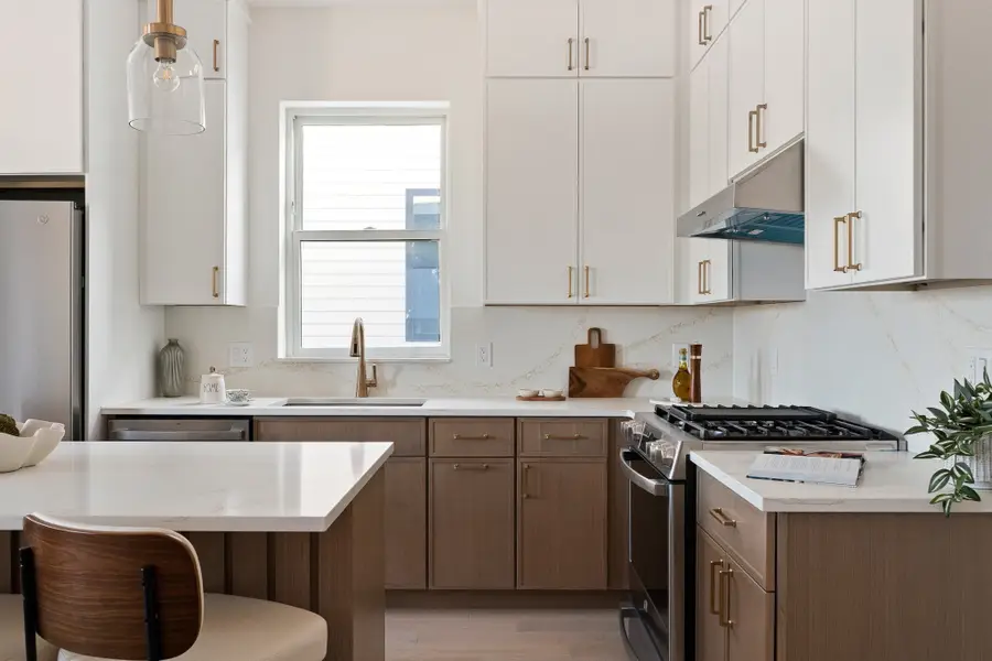 28A Swan Avenue #PH, Boston, MA 02128 - #2