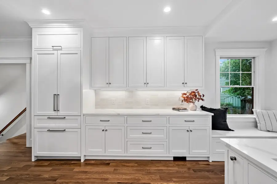 143 Coolidge St #1, Brookline, MA 02446 - #2