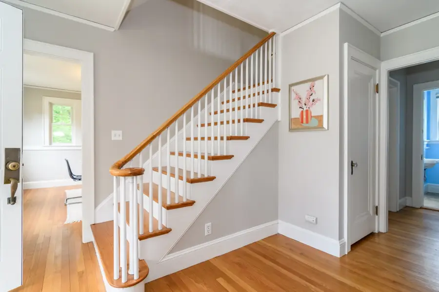 203 Bacon St, Natick, MA 01760 - #2