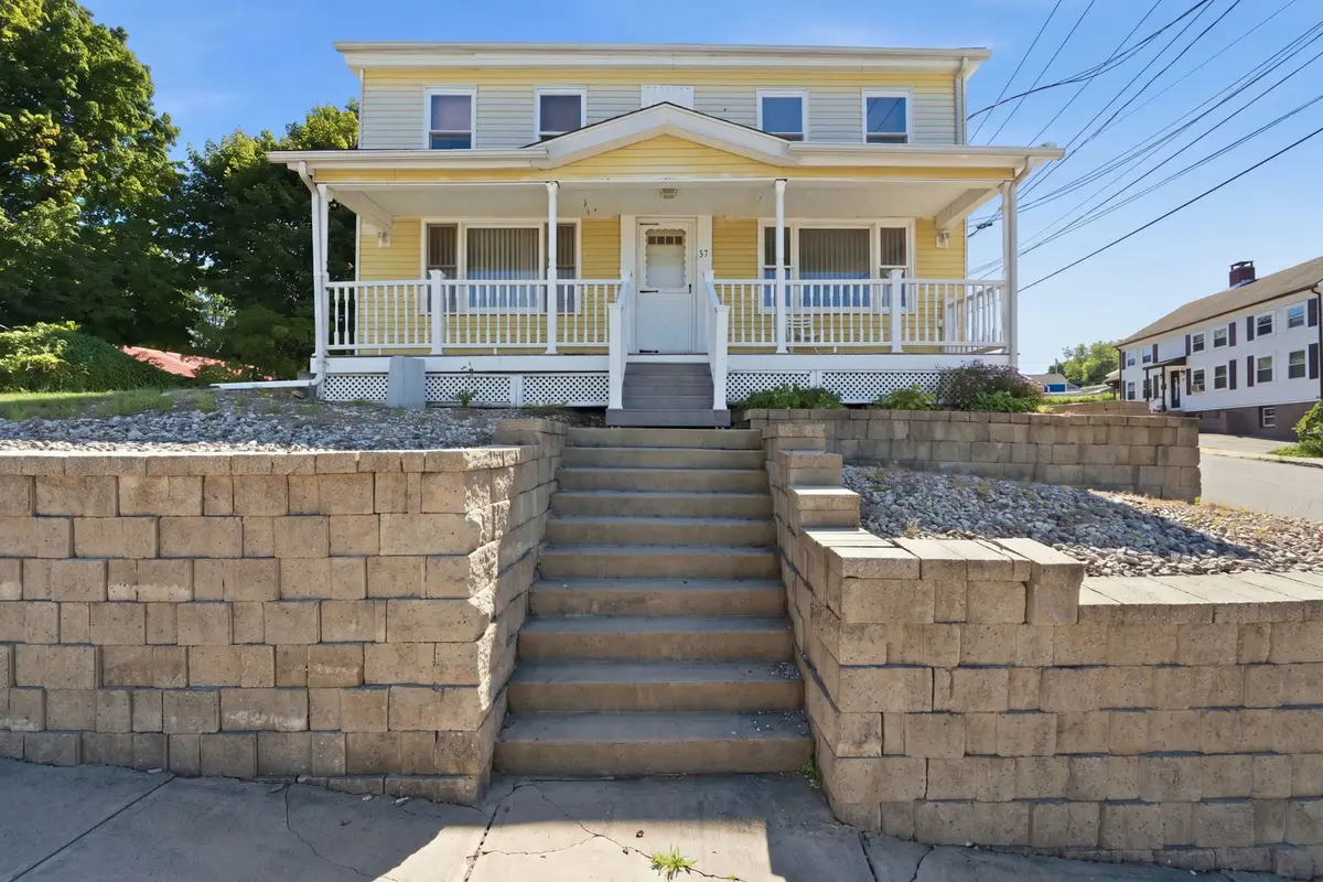 37 Howard St, Chicopee, MA 01013 - #1