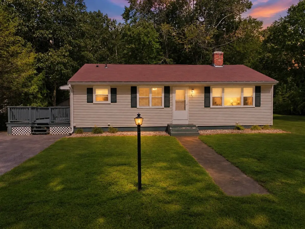 42 Lakeview Dr, West Brookfield, MA 01585 - #1