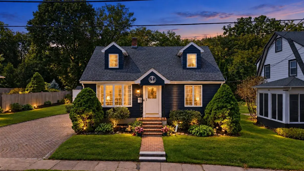 38 1/2 Abington Ave, Peabody, MA 01960 - #1