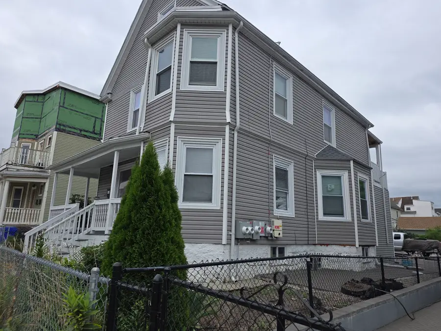120 Woodrow Ave, Boston, MA 02124 - #3