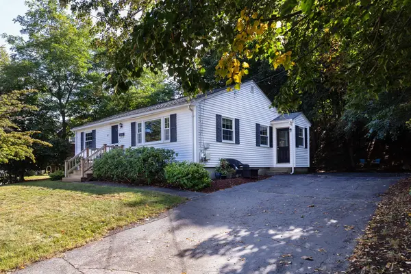 64 Alden St, Plymouth, MA 02360
