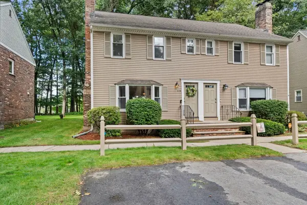 278 Wellman Ave #278, Chelmsford, MA 01863