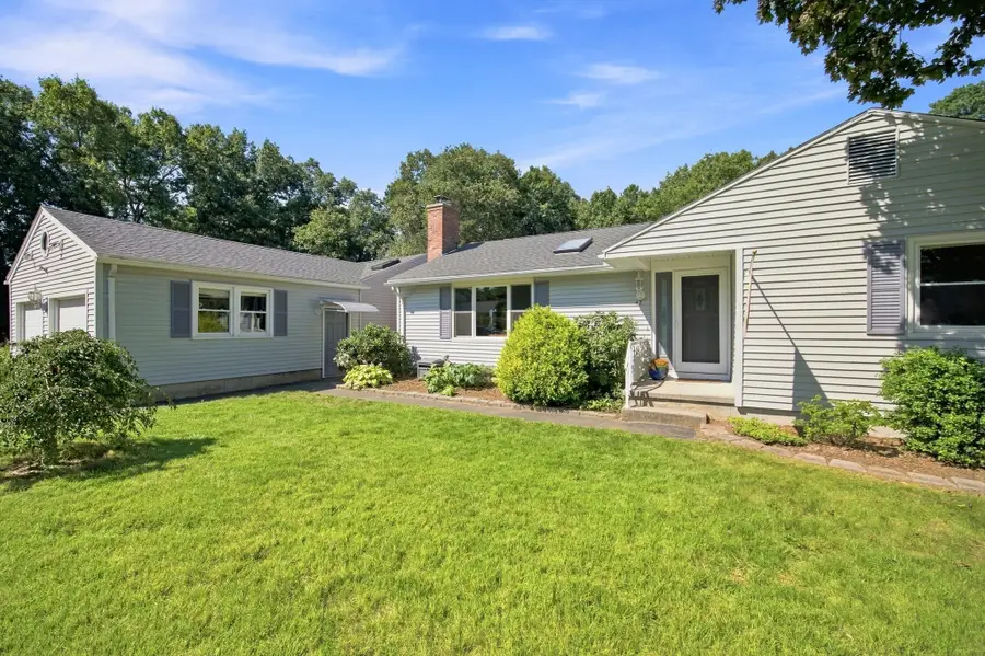 47 Overlook Dr, Easthampton, MA 01027 - #2