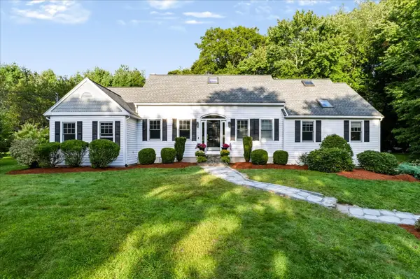 53 Haduk Dr, North Attleboro, MA 02760