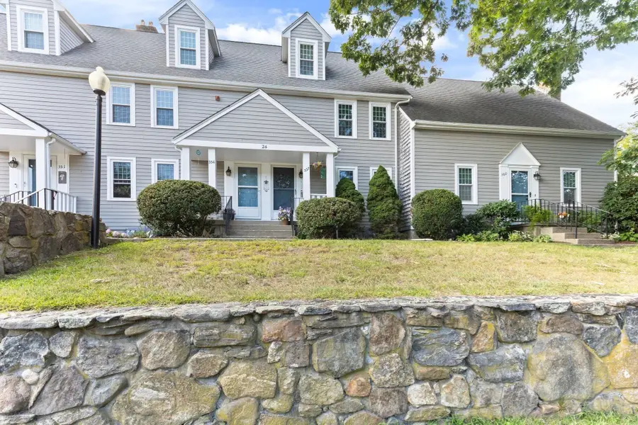 354 Twin Lakes Dr #354, Halifax, MA 02338 - #2