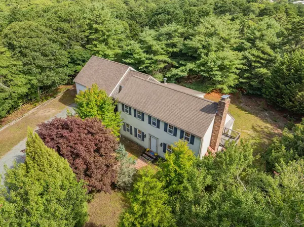 31 Old Village Rd, Chatham, MA 02633