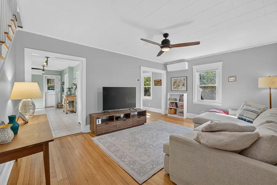15 Draper St, Medford, MA 02155 - #2