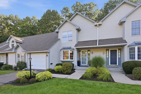 61 Dartmoor #61, Enfield, CT 06082