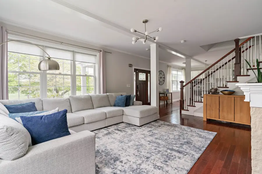 465 Washington Street #465, Winchester, MA 01890 - #2