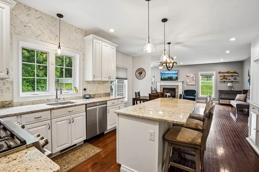 75 Silver Fox Rd, Franklin, MA 02038 - #3