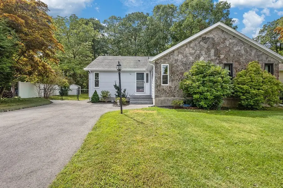 31 Acorn Dr #31, Randolph, MA 02368 - #2