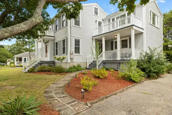 32 Niagara Lane, Yarmouth, MA 02673
