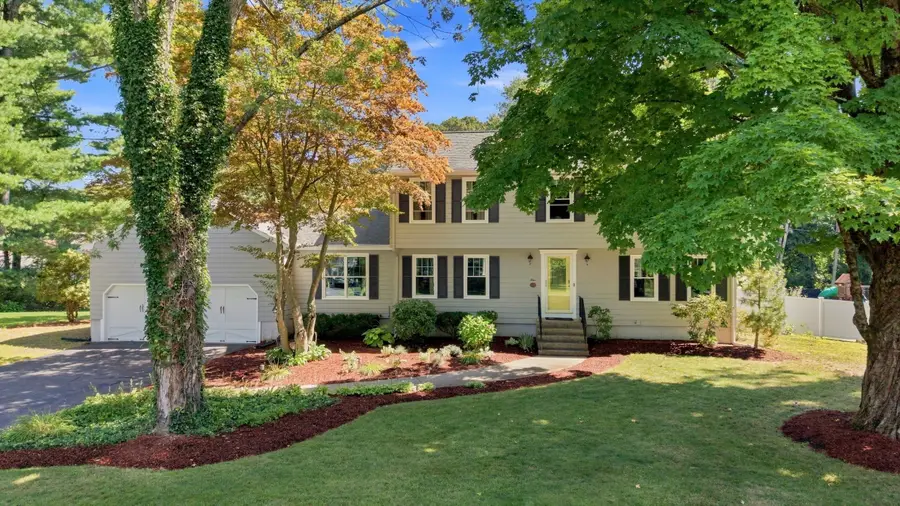 4 Portmore Ln, Framingham, MA 01702 - #2
