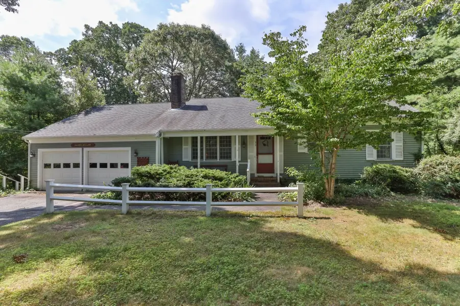 33 Ellis Cir, Yarmouth Port, MA 02675 - #2