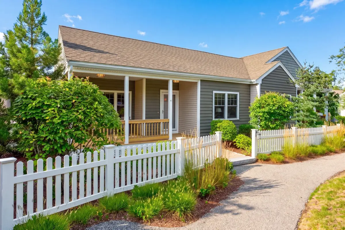 4 Dorset Ln #4, Plymouth, MA 02360 - #1