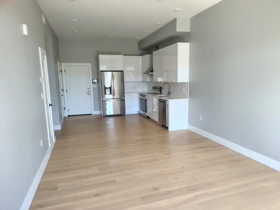 60 Cross St E #211, Somerville, MA 02145 - #3