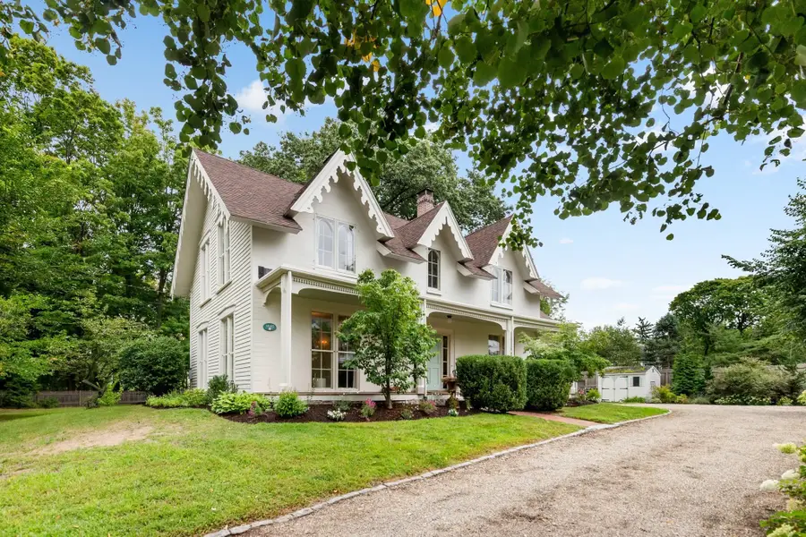 82 Old River Place, Dedham, MA 02026 - #2