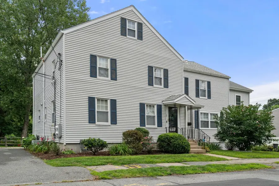 78 Pleasant St #78, Needham, MA 02492 - #2