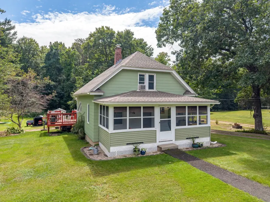 123 Metacomet St, Belchertown, MA 01007 - #2