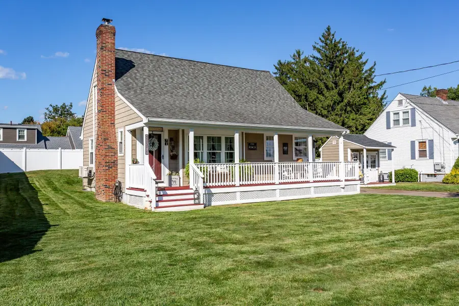 71 Sycamore St, Swansea, MA 02777 - #3