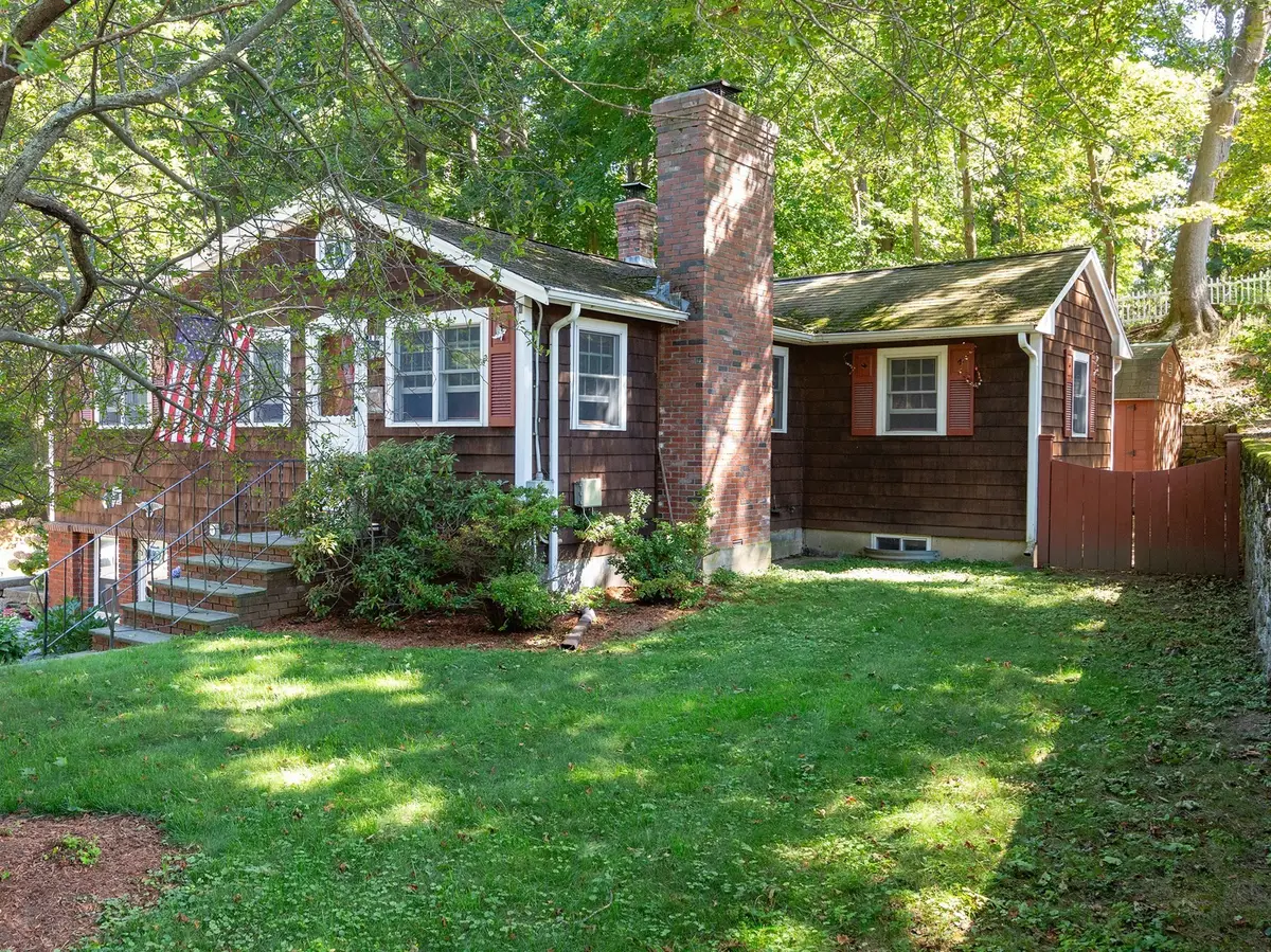 5 Mansion Rd, Wayland, MA 01778 - #1