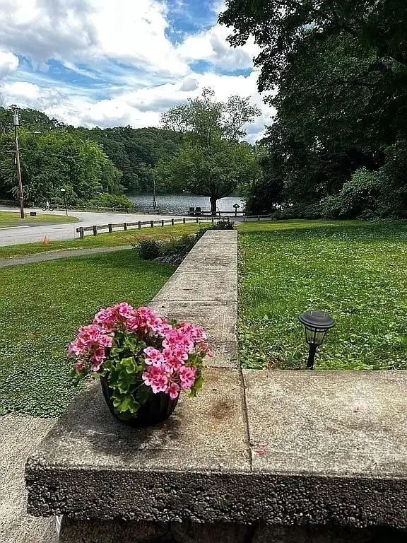 5 Mansion Rd, Wayland, MA 01778 - #3