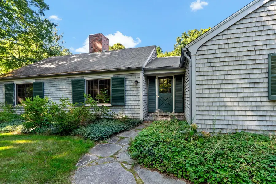84 Carpenter St, Rehoboth, MA 02769 - #3