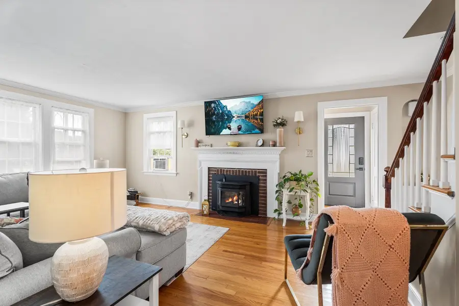 403 June St, Worcester, MA 01602 - #2
