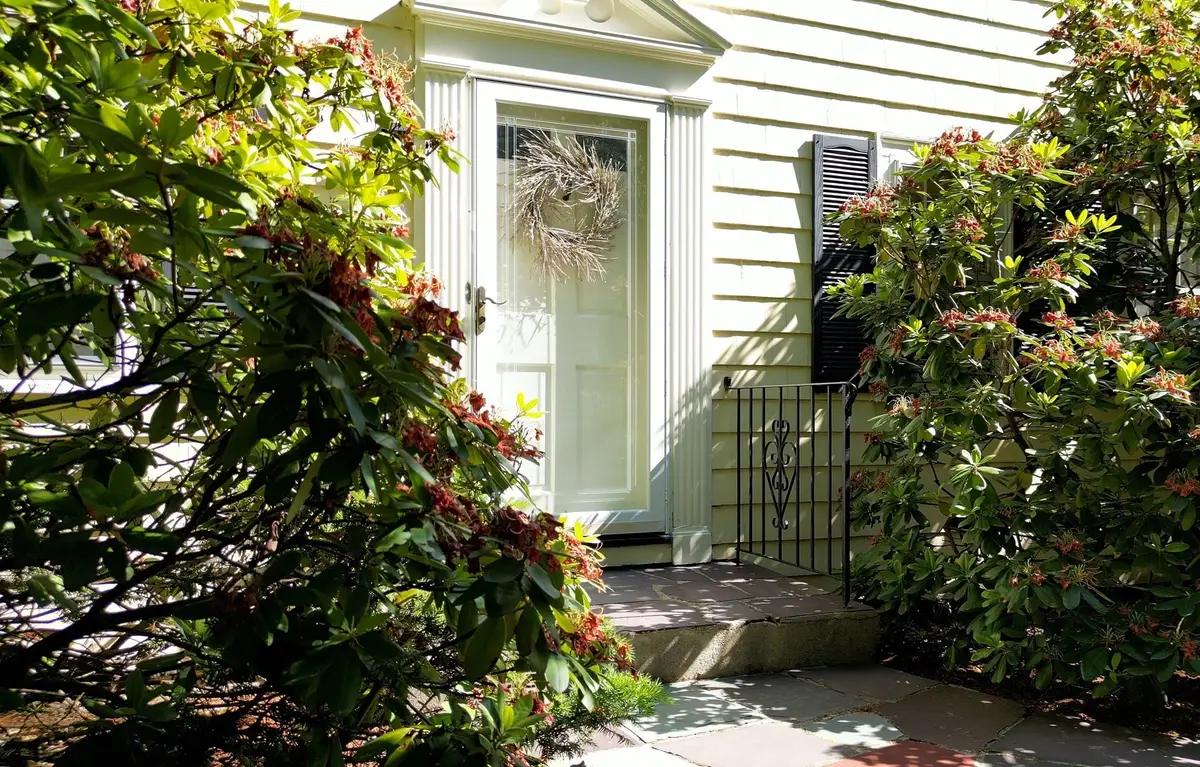 390 Marsh St, Belmont, MA 02478 - #1