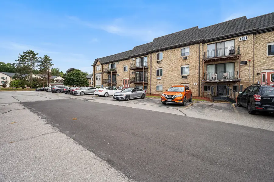 347 Pawtucket Blvd #3, Lowell, MA 01854 - #3