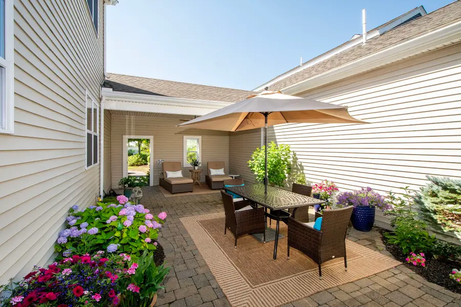 64 Hatherly Rise #64, Plymouth, MA 02360 - #2