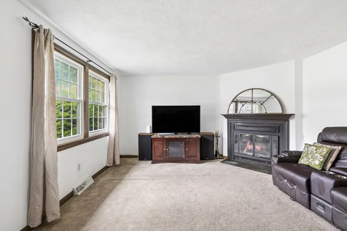 47 Prescott Dr #47, North Chelmsford, MA 01863 - #1