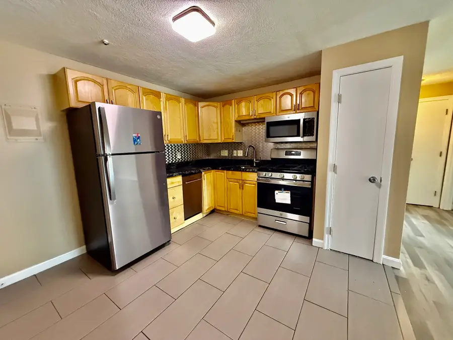 5 Kenmar Drive #7, Billerica, MA 01821 - #2