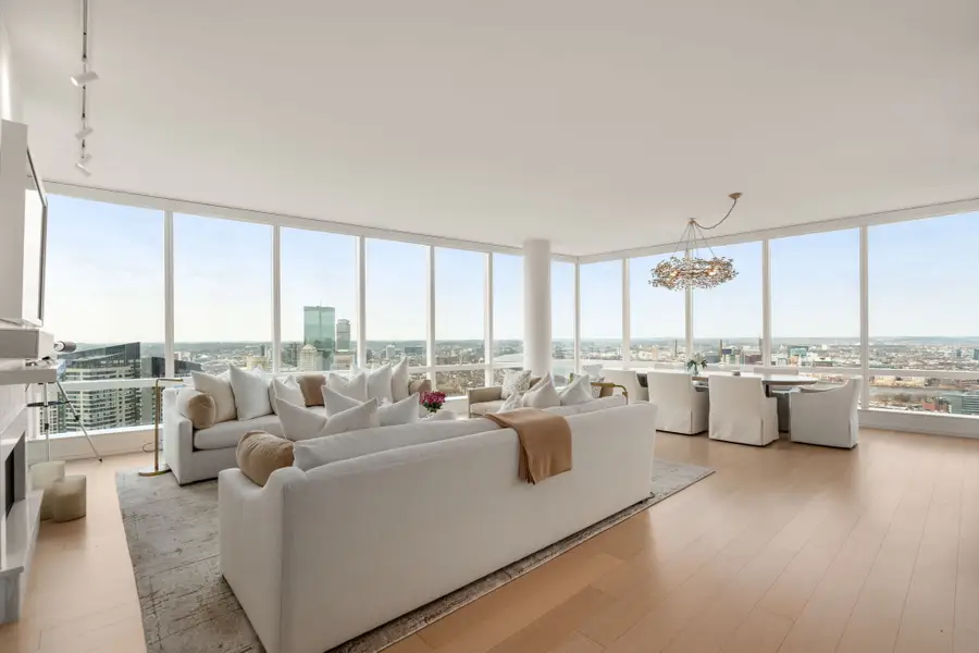 1 Franklin St #4602, Boston, MA 02110 - #2