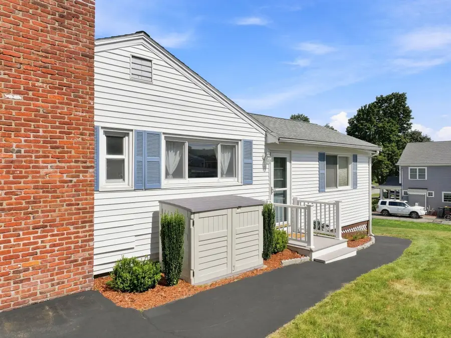 11 Marlboro Rd, Woburn, MA 01801 - #2