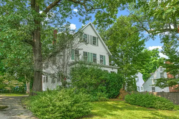 239 Park Avenue, Arlington, MA 02476