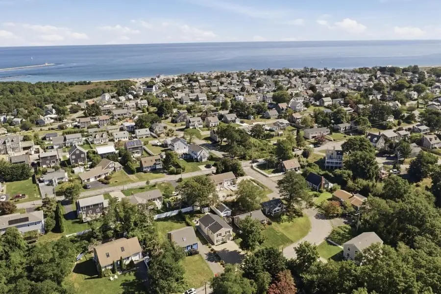 33 Dexter Ave, Sandwich, MA 02563 - #3