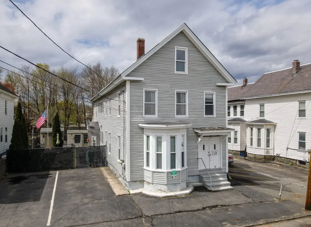 17 Coral St, Lowell, MA 01851 - #1