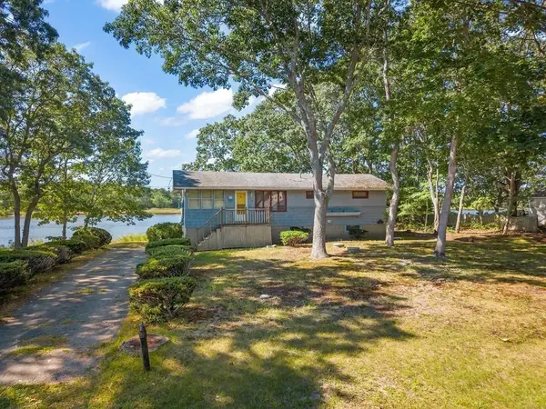 6 Sandpiper Terrace, Wareham, MA 02571