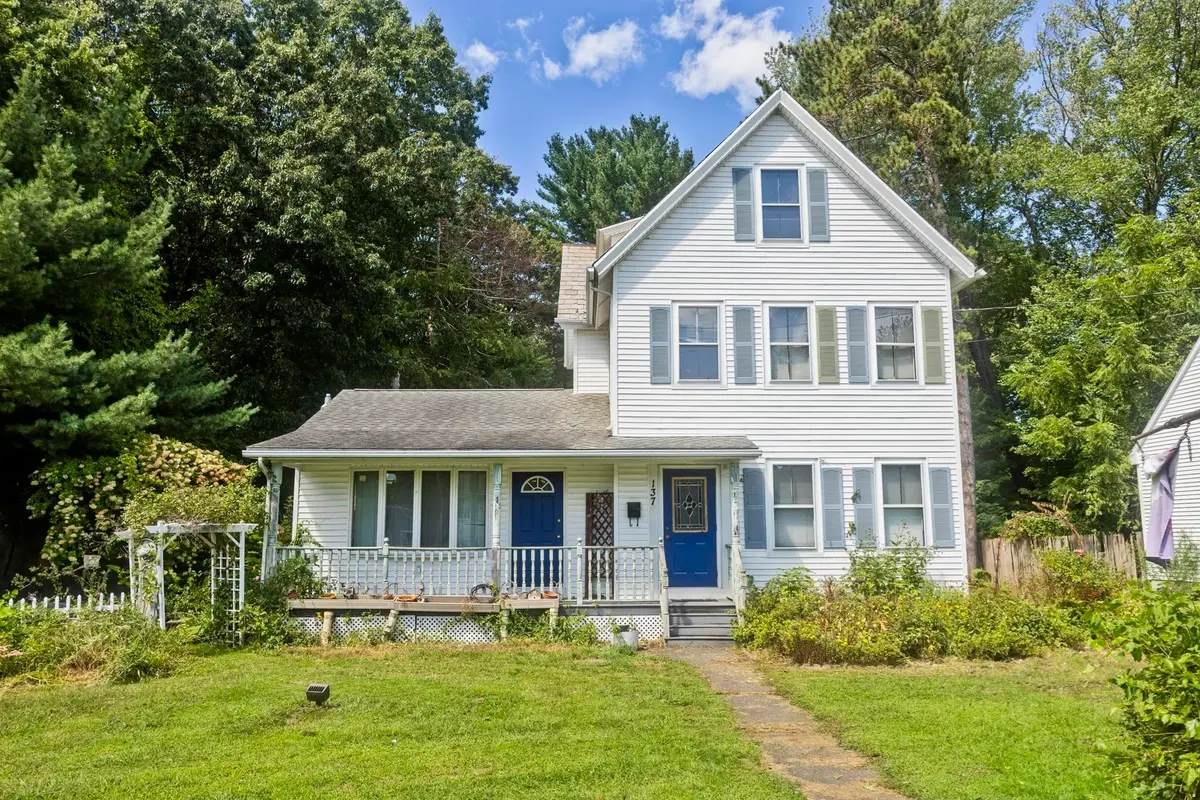 137 Sheridan St., Chicopee, MA 01020 - #1