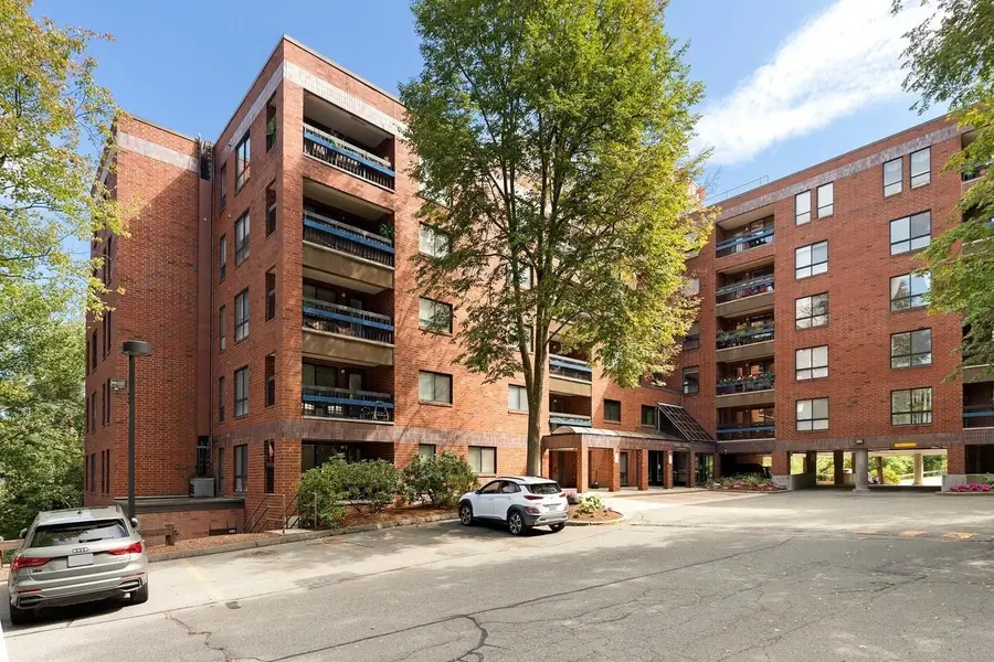 4 Summit Drive #504, Reading, MA 01867 - #3