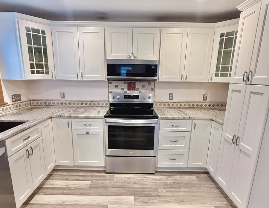 870 Landry Ave #8, North Attleboro, MA 02760 - #3