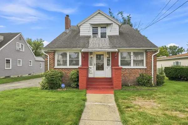 764 Allen St, Springfield, MA 01118