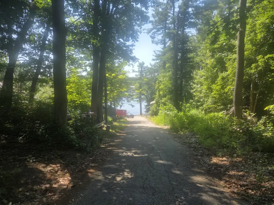 4 Lambs Grove, Spencer, MA 01562 - #3