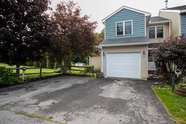 10 Day Mill Dr #10, Templeton, MA 01468